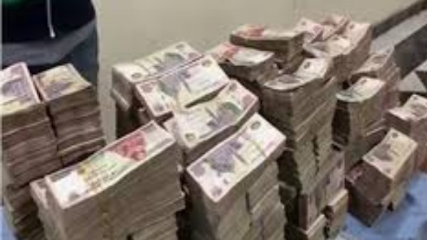 4 تجار مخدرات يغسلون 50 مليون جنيه فى شراء عقارات وأراضى