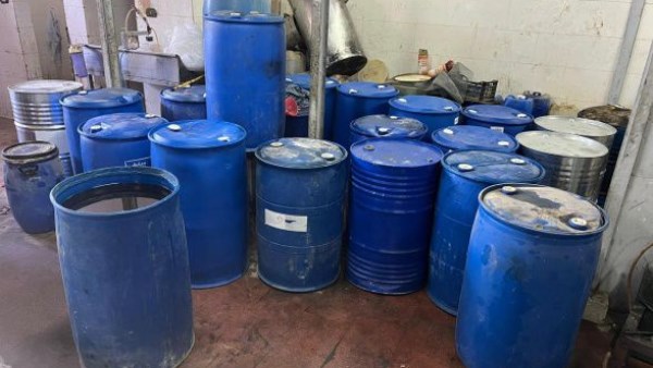 ضبط مصنع ينتج أدوية بيطرية مغشوشة بالمنوفية