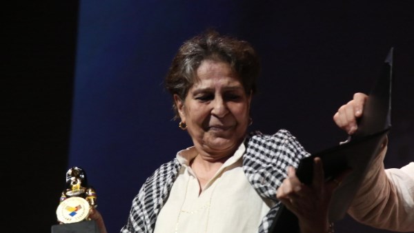 الفنانة حنان يوسف 