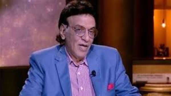 رضا حامد يوضح حقيقة انسحابه من  مسرحية بودي جارد مع الزعيم عادل إمام