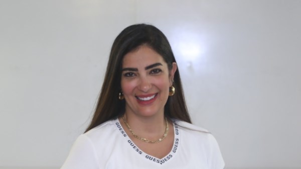 الفنانة بسنت النبراوي 
