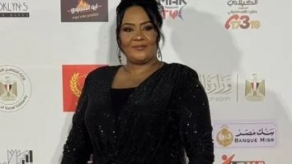 الفنانة إسلام مبارك 