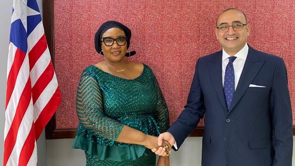 سفير مصر بمونروفيا يبحث مع وزيرة الخارجية والصحة بليبيريا التعاون بين البلدين سفير مصر بمونروفيا يبحث مع وزيرة الخارجية والصحة بليبيريا التعاون بين البلدين