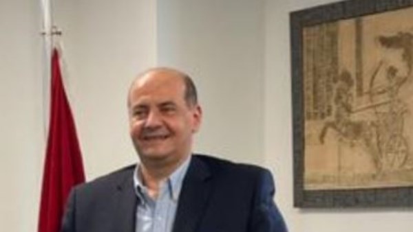 مجلس السلك الدبلوماسي والقنصلي يكرم السفير الدكتور سامح أبو العينين مجلس السلك الدبلوماسي والقنصلي يكرم السفير الدكتور سامح أبو العينين
