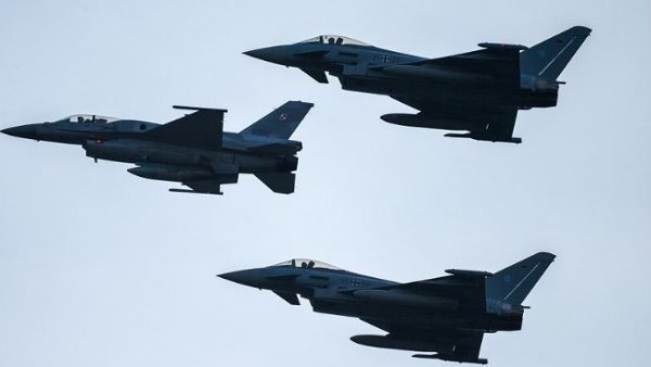 فنلندا تنفذ مناورات جوية واسعة بمشاركة قوات حليفة لتعزيز الجاهزية الدفاعية لحلف الناتو