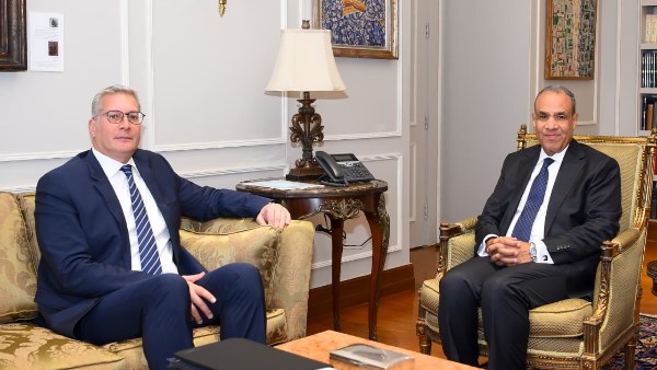 وزير الخارجية و وزير البترول