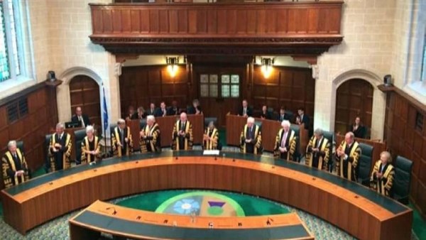 المحكمة البريطانية العليا 