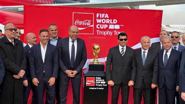 وزير الرياضة والطيران 