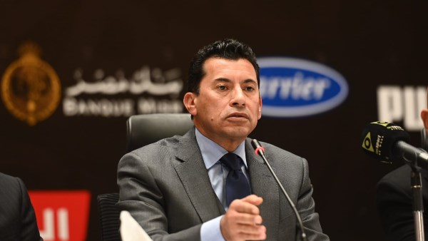 الدكتور أشرف صبحي 