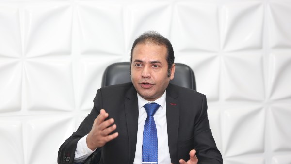 رئيس شعبة الاتصالات