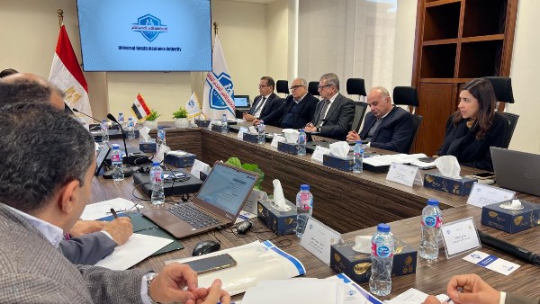 قرارات هامة.. مجلس إدارة التأمين الصحي الشامل يعقد اجتماعه المئوي