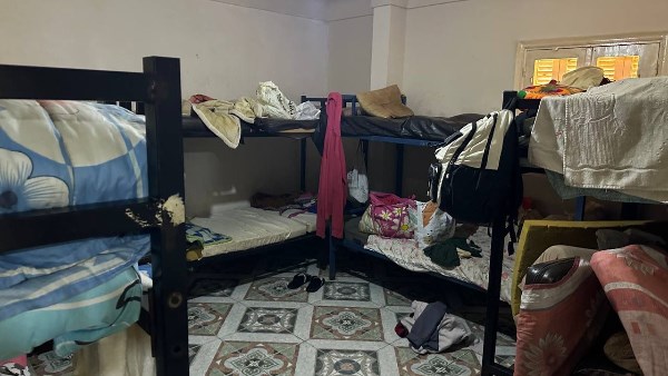 المراكز المغلقة 