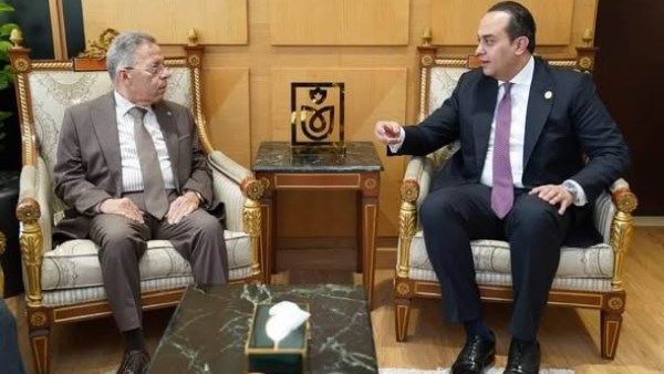 الدكتور أحمد السبكي ونقيب الأطباء 