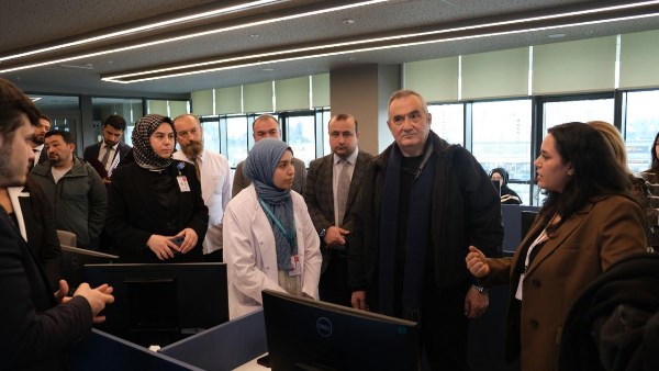 وفد وزارة الصحة والسكان 