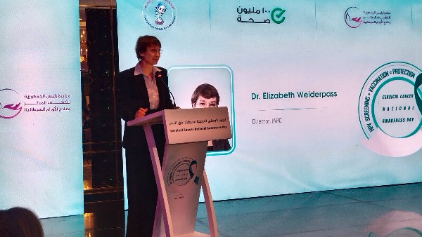 المدير العام للوكالة الدولية لأبحاث السرطان