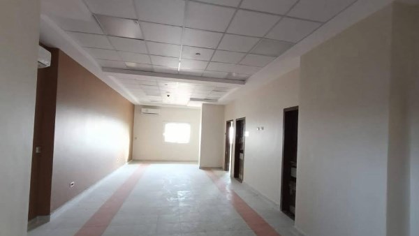 جانب من أعمال الإنشاء 