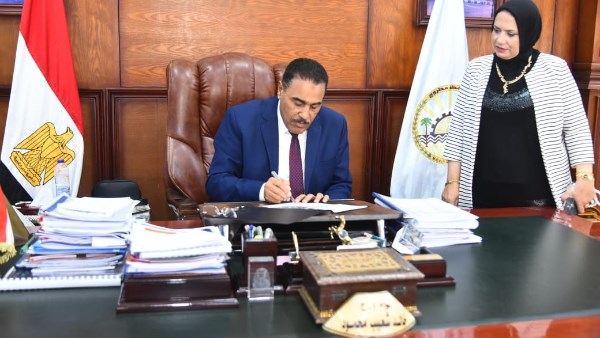 محافظ مطروح يعتمد نتيجة الشهادة الإعدادية