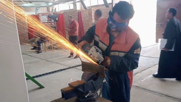 جانب من الاختبارات