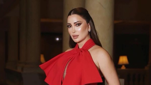 نسرين طافش: زوجي متواضع وبيهرب من عدسات الكاميرات| خاص