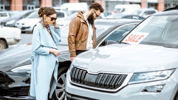 شراء سيارة مستعملة