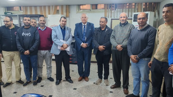 رئيس العليا لانتخابات المهندسين يجري جولة ميدانية