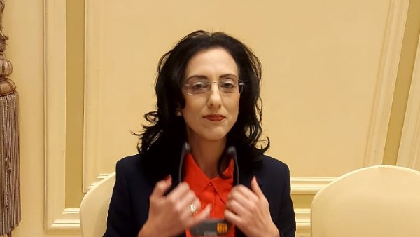 ناديا كيريتسي - أمين عام نقابة النقل بدولة قبرص