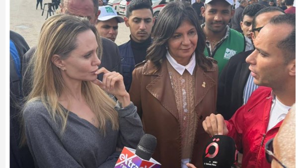 انجلينا جولي 