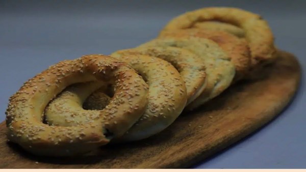 معجنات بالعجوة