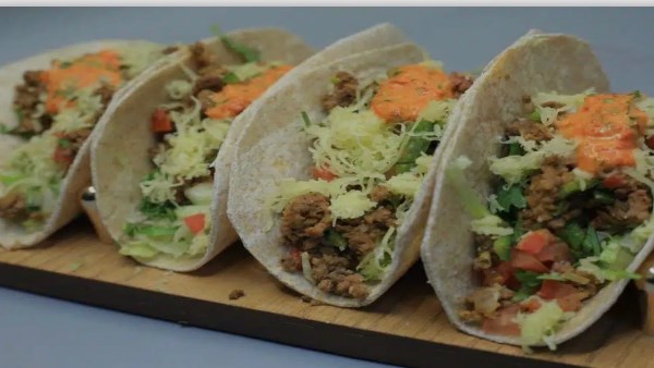 تاكو باللحمة