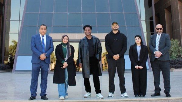  Odain Watson  يزور مدينة الإنتاج الإعلامي .. صور 