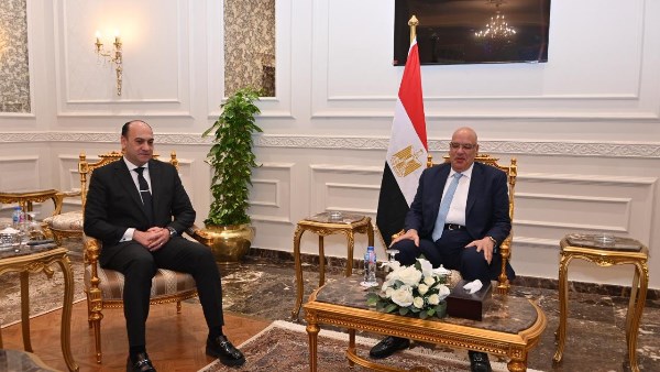 رئيس هيئة الرقابة الإدارية يتقدم بالتهنئة إلى المستشار هشام بدوي