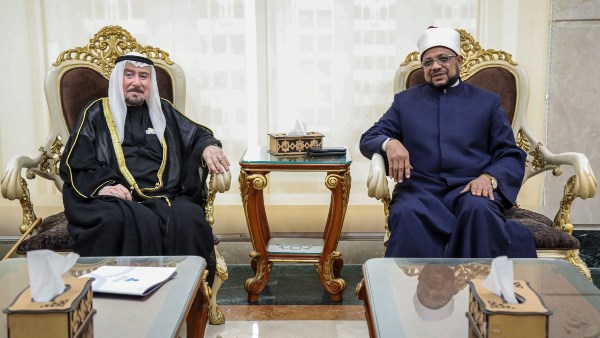  الأمين العام لمجمع البحوث الإسلامية