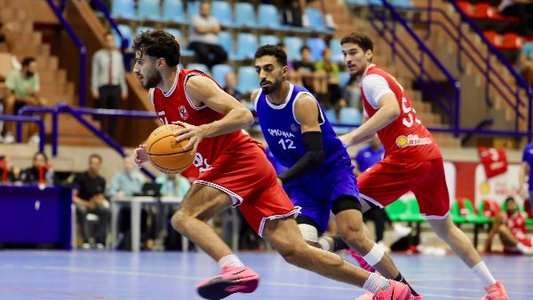 صورة من اللقاء