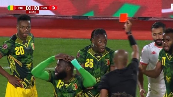 صورة من اللقاء