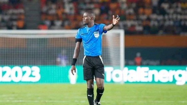 الحكم الجابوني بيير أتشو