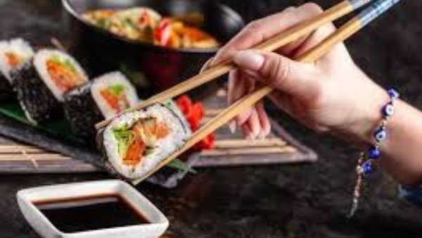 أحدث وصفات السوشي المنزلي 