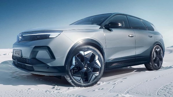  أوبل جراند لاند