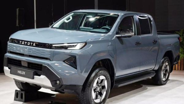 تويوتا هايلكس 