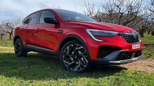 أسعار ومواصفات رينو أركانا في السوق السعودي