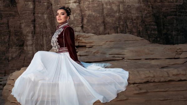 أصالةتخطف الانظار في جلسة تصوير بالعلا بمناسبة رأس السنة 