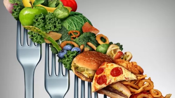 3 عادات غذائية وحياتية تقودك إلى السمنة بصمت