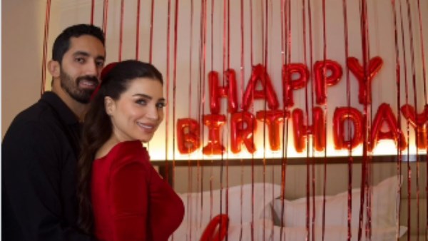 احمرXاحمر..مى عز الدين تحتفل بعيد ميلادها رفقة زوجها