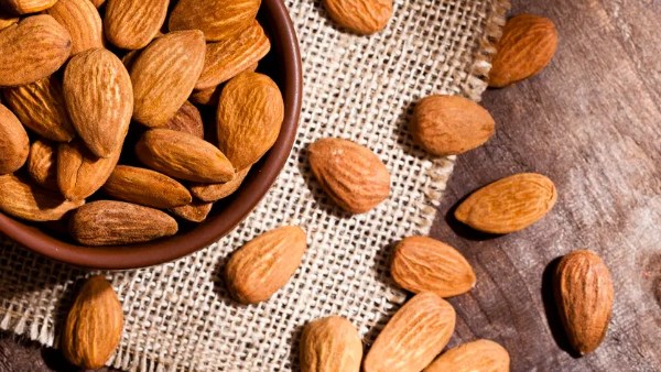 تناول حفنة من اللوز يوميًا و اكتشف فوائده