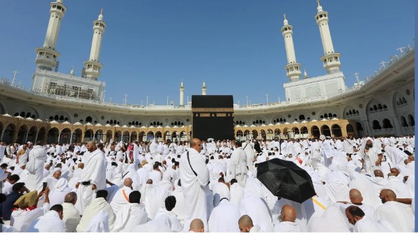 خطيب المسجد الحرام