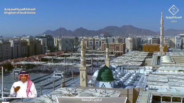 بث مباشر.. شعائر صلاة الجمعة من الحرمين الشريفين