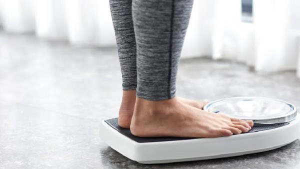 أسباب زيادة وزن المرأة في الأربعينيات