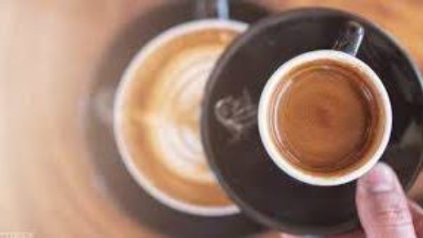 مخاطر الإكثار من شرب القهوة لمرضى الكلى