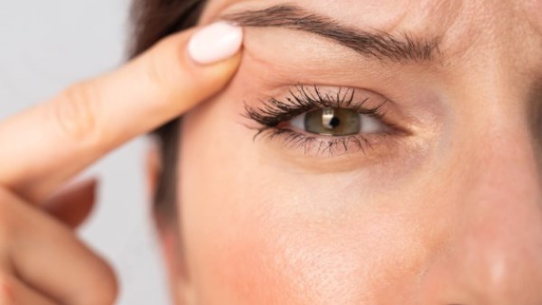 رفرفة العين