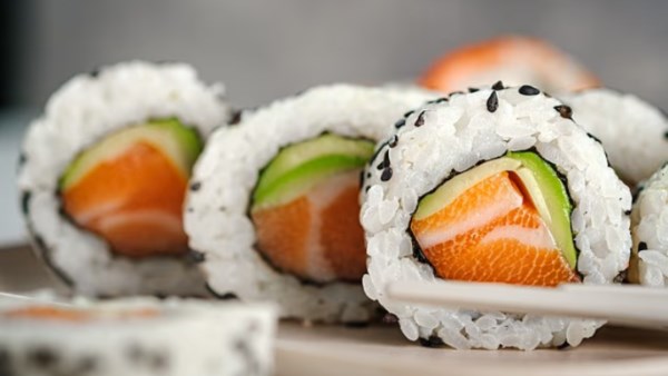 نشرة المرأة والمنوعات