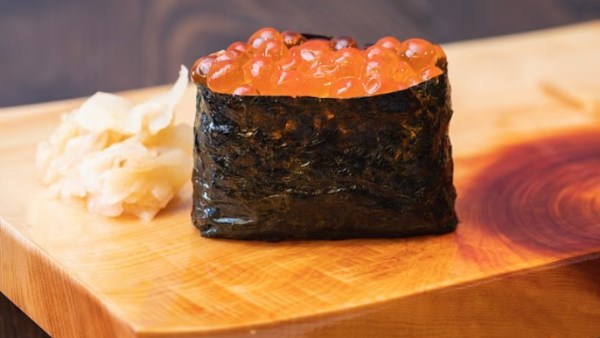 هل يُعتبر السوشي وجبة صحية؟